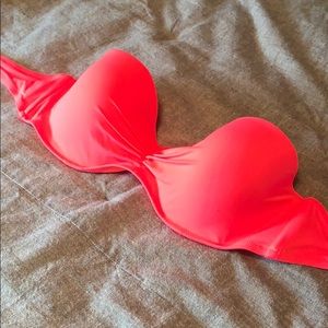 Victoria’s Secret bikini top